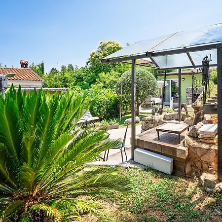 Nika By Interhome Apartmán *