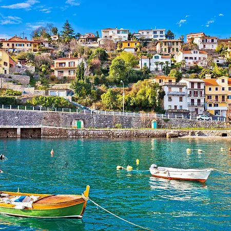 Nika By Interhome Apartman