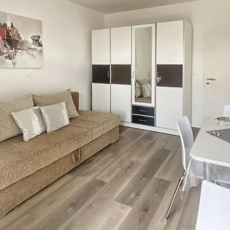 Nika By Interhome *