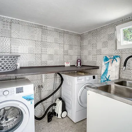 Apartman Nika By Interhome *