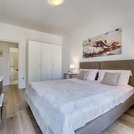 Apartment Nika By Interhome Ičići